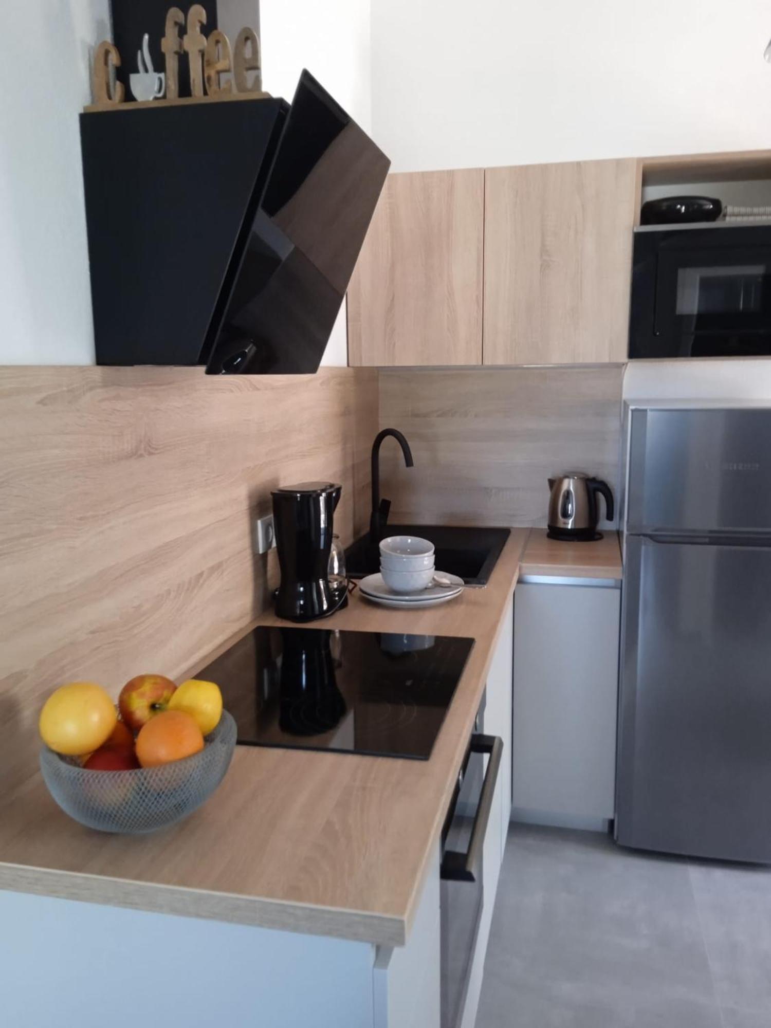 Apartmani Nila Sveta Nedelja  Exterior foto